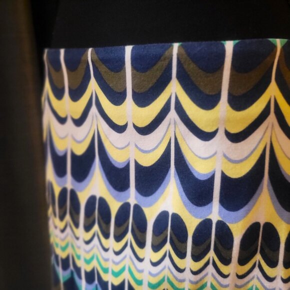 Talbots Blue/Green/Yellow Design Midi Skirt - Size 4 - Picture 2 of 11